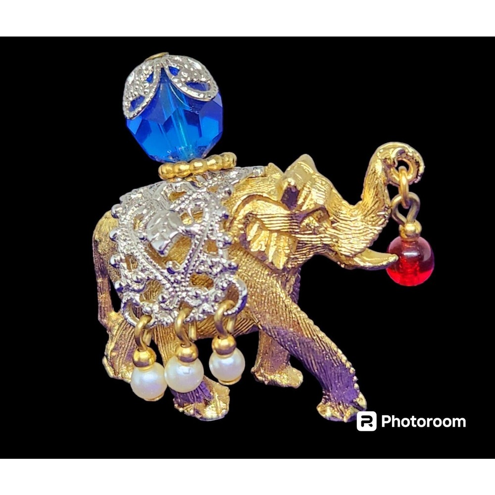 Napier Elephant BOOK PIECE Eugene Bertolli GoldTone Brooch Pin Beautiful C VIDEO